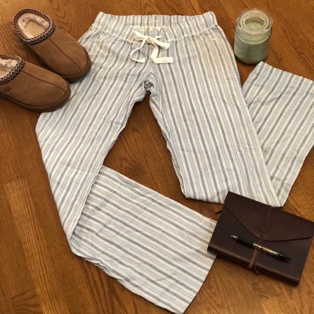 NWT Abercrombie & Fitch blue striped PJ pants